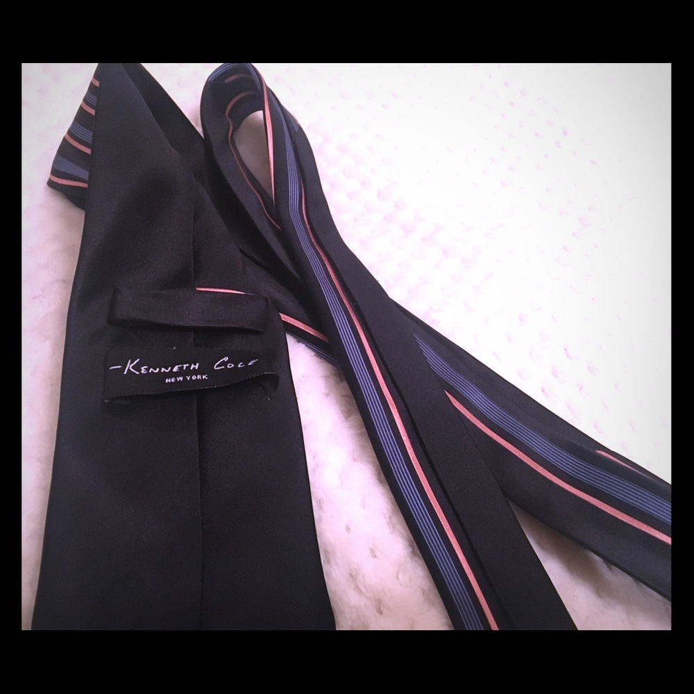 Kenneth Cole Necktie